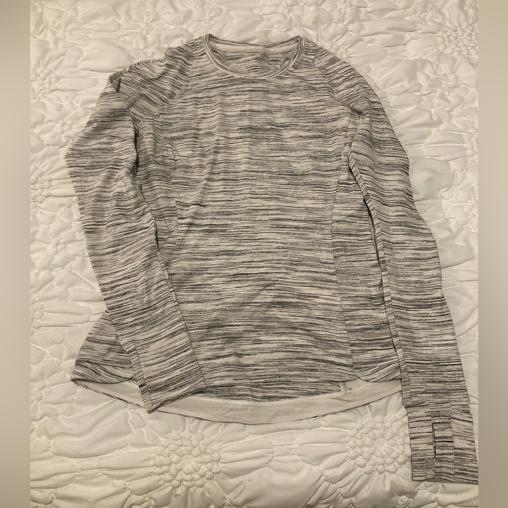Lululemon runderful long sleeve size 10 white-gray heathered
